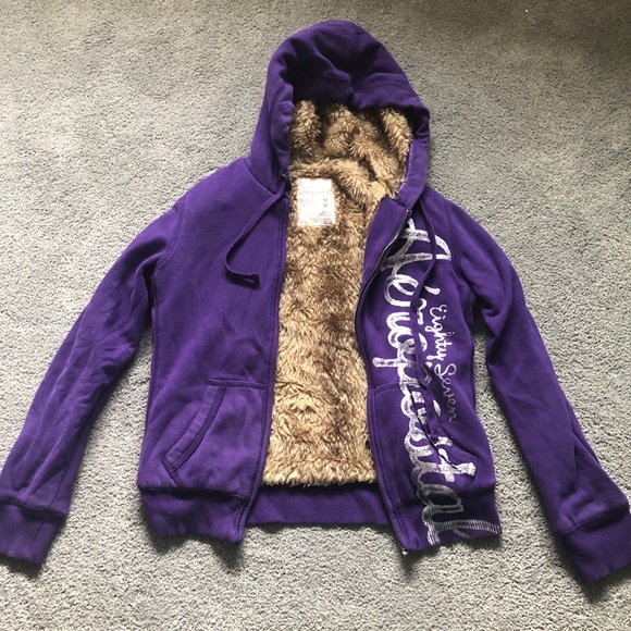 SOLD Aeropostale purple hoodie - Picture 3 of 7